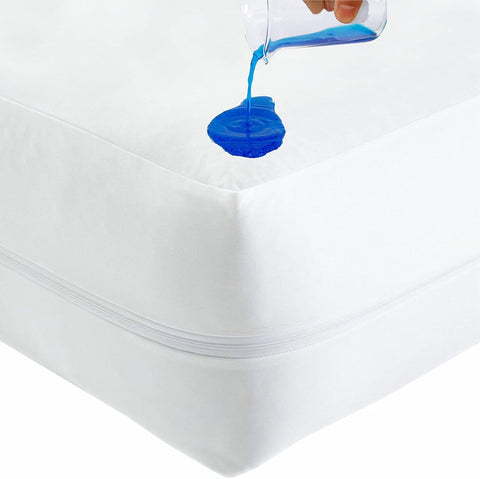 Caroline Shatuik Bed Bug Mattress Protector (122 x 190 +30cm) White, condition new, no original packaging