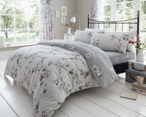 GC GAVENO CAVAILIA Flower Duvet Cover With Pillowcase Double- Grey, new, open pack